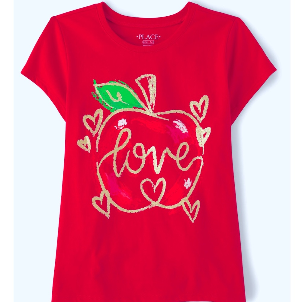NWT: Girls Love Apple Graphic Tee.